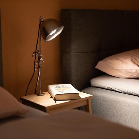 Kassberg Apartment Im Retro-Stil / Netflix & Wifi Chemnitz Dış mekan fotoğraf